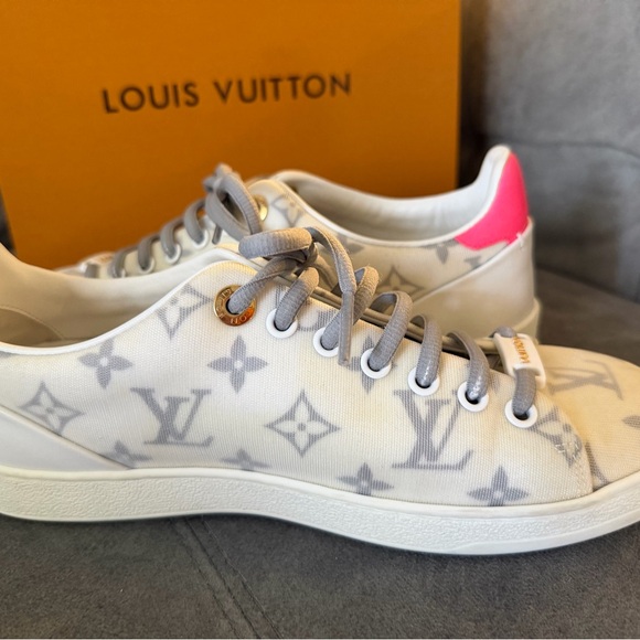 Louis Vuitton Cream and Gray Monogram Sneakers - Picture 2 of 14